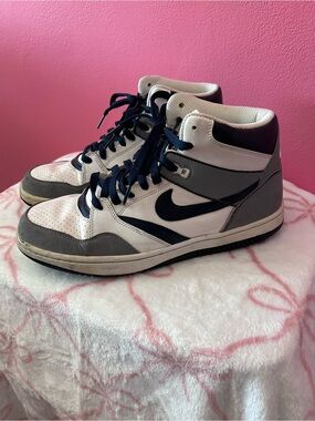 Nike High-Top Sneakers in White, Gray & Navy